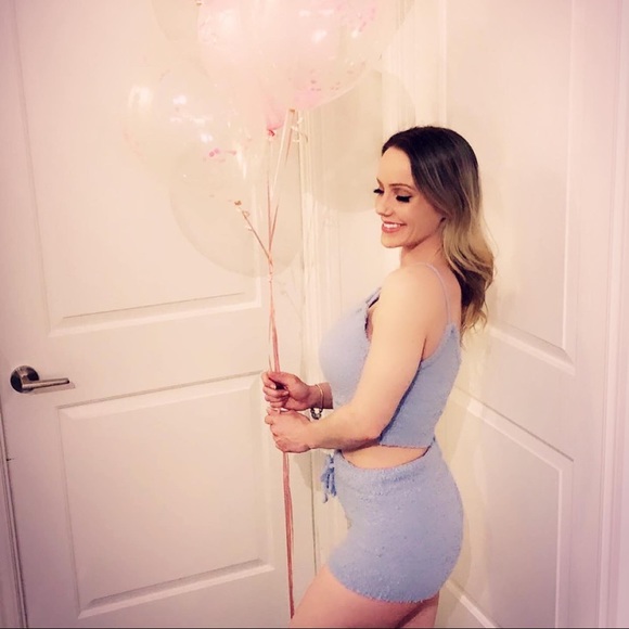 Meet your Posher, Kelsey - Picture 1 of 1